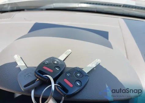 2004 Honda Accord 3.0 Lx z USA, uszkodzony, nr VIN 1HGCM66304A046757